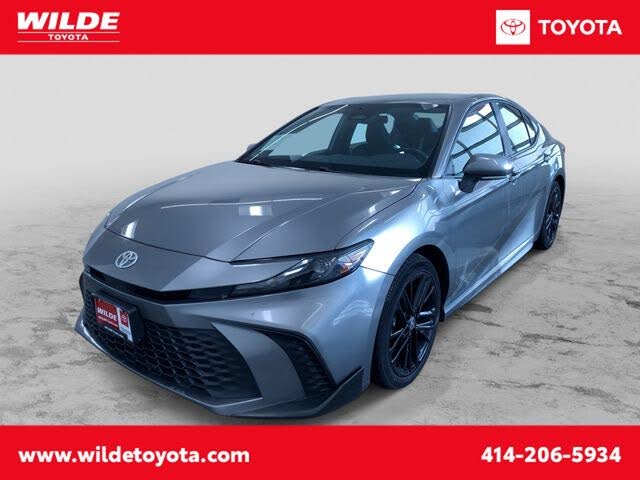 2025 Toyota Camry SE FWD