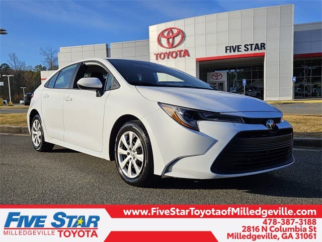 2025 Toyota Corolla LE FWD