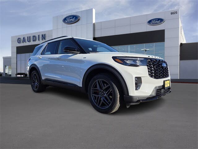 2026 Ford Explorer ST-Line AWD