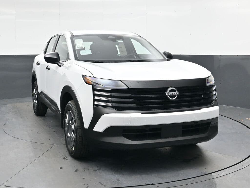 2026 Nissan Kicks S FWD