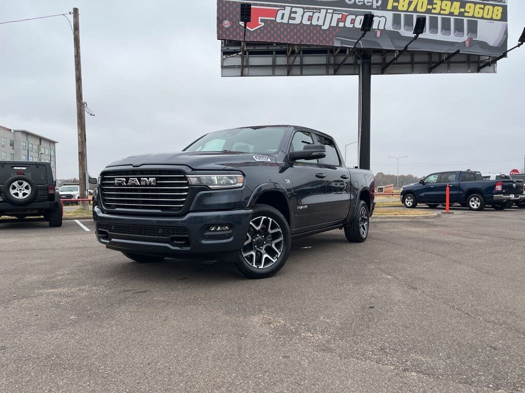 2026 RAM 1500 Laramie Crew Cab 4WD