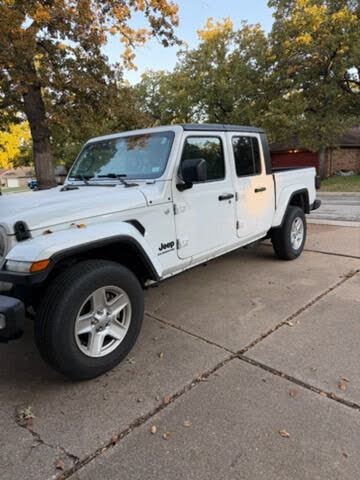 2021 Jeep Gladiator Sport Crew Cab 4WD