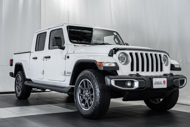 2021 Jeep Gladiator Overland Crew Cab 4WD