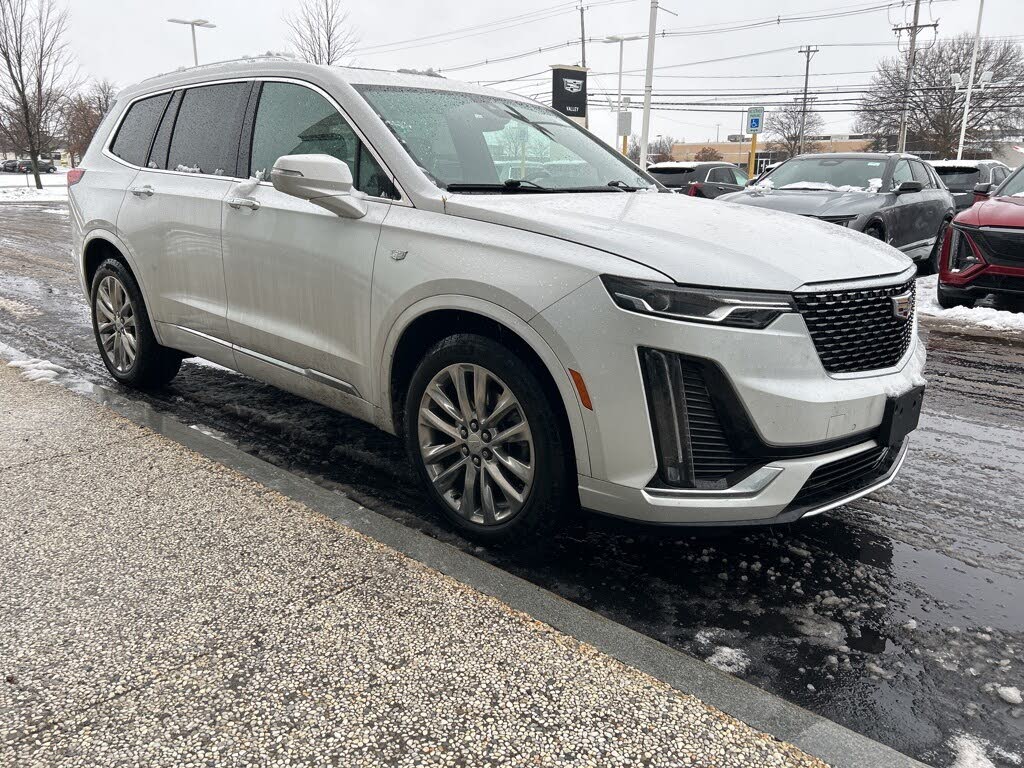 2023 Cadillac XT6 Premium Luxury AWD