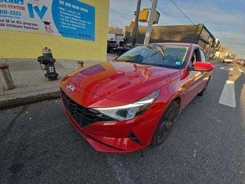 2023 Hyundai Elantra SEL FWD