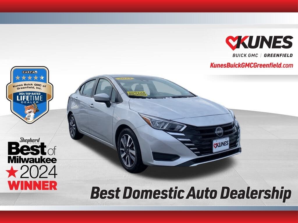 2023 Nissan Versa SV FWD