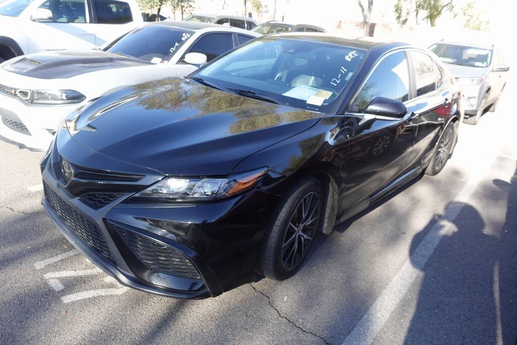 2023 Toyota Camry SE FWD