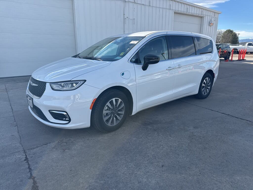 2024 Chrysler Pacifica Hybrid Select FWD