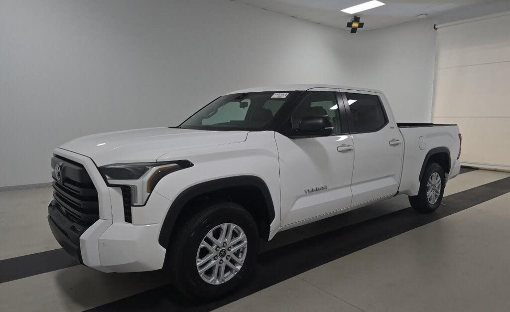 2024 Toyota Tundra SR5 CrewMax Cab LB 4WD