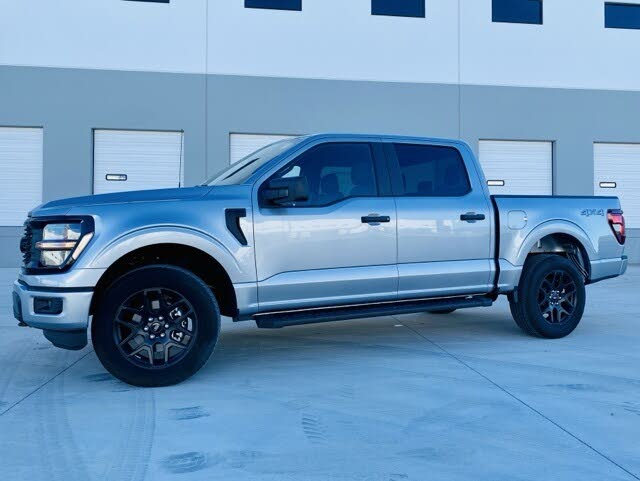 2025 Ford F-150 STX 4dr SuperCrew 4WD