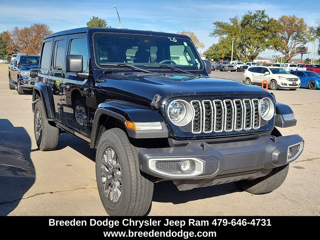 2025 Jeep Wrangler Sahara 4-Door 4WD