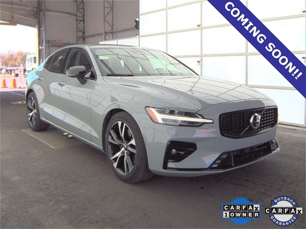 2025 Volvo S60 B5 Plus FWD