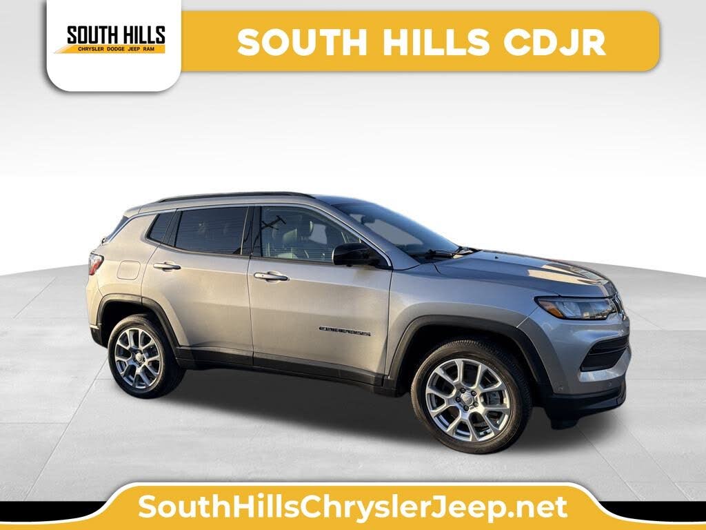 2023 Jeep Compass Latitude Lux 4WD
