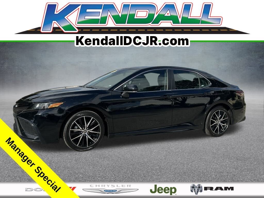 2023 Toyota Camry SE FWD