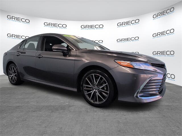2023 Toyota Camry Hybrid XLE FWD
