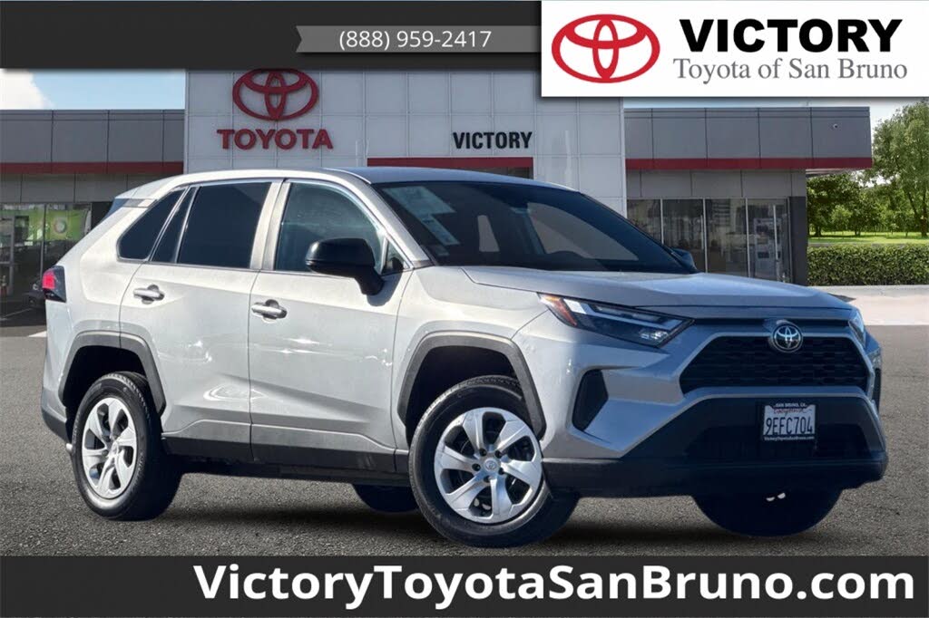 2023 Toyota RAV4 LE FWD