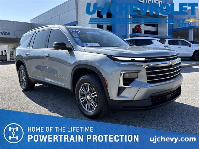 2025 Chevrolet Traverse LT FWD