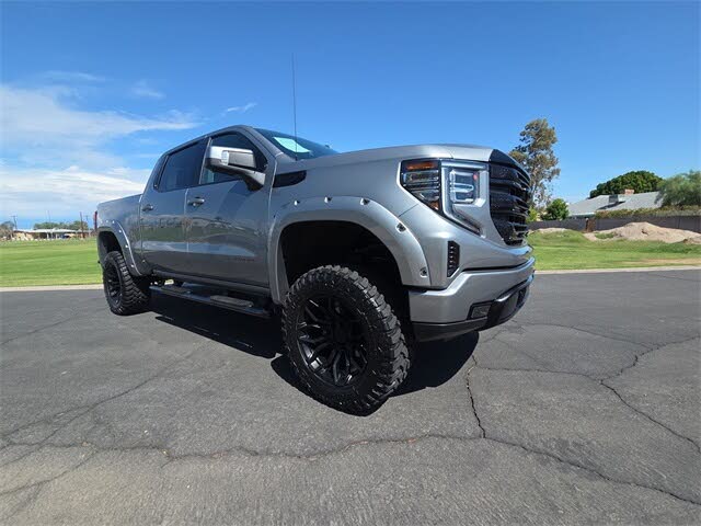 2025 GMC Sierra 1500 SLT Crew Cab 4WD
