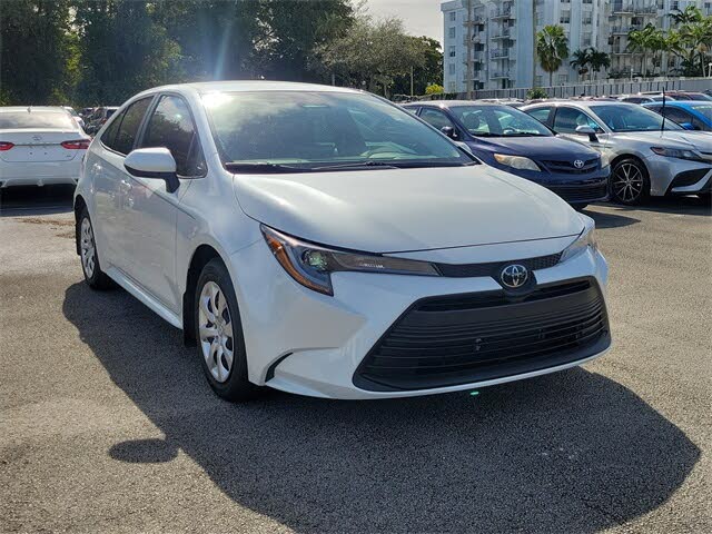 2025 Toyota Corolla LE FWD