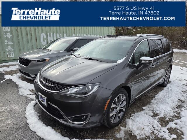 2018 Chrysler Pacifica Limited FWD