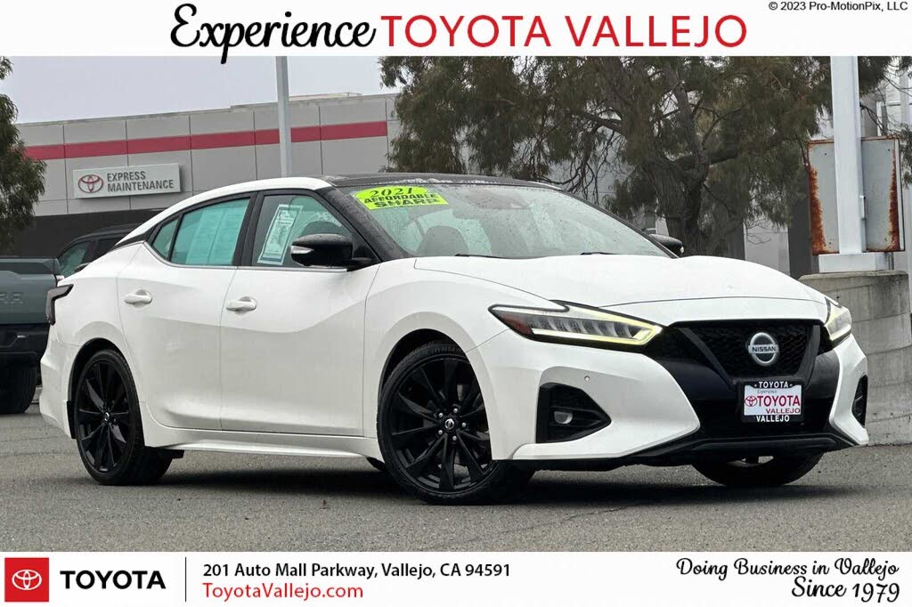 2021 Nissan Maxima SR FWD