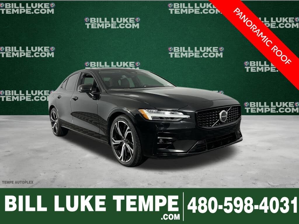 2024 Volvo S60 B5 Core Dark Theme FWD