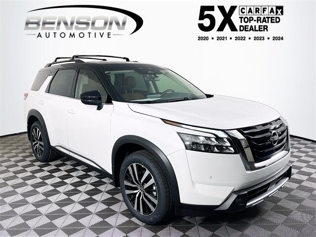 2025 Nissan Pathfinder Platinum FWD
