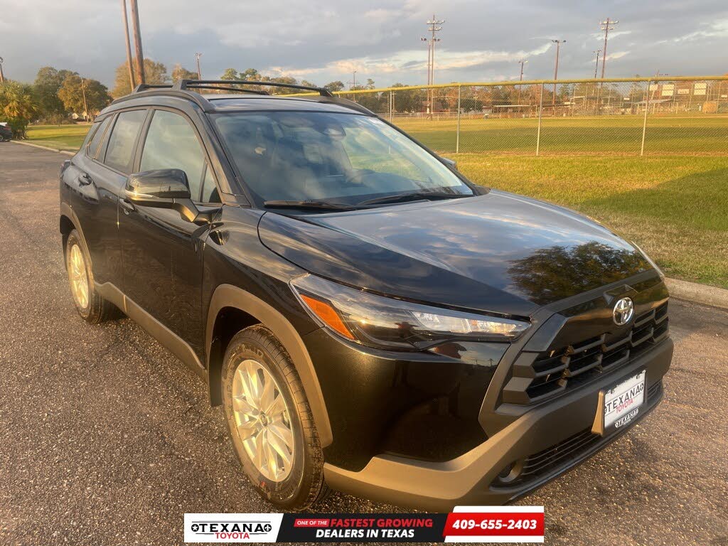 2026 Toyota Corolla Cross LE FWD