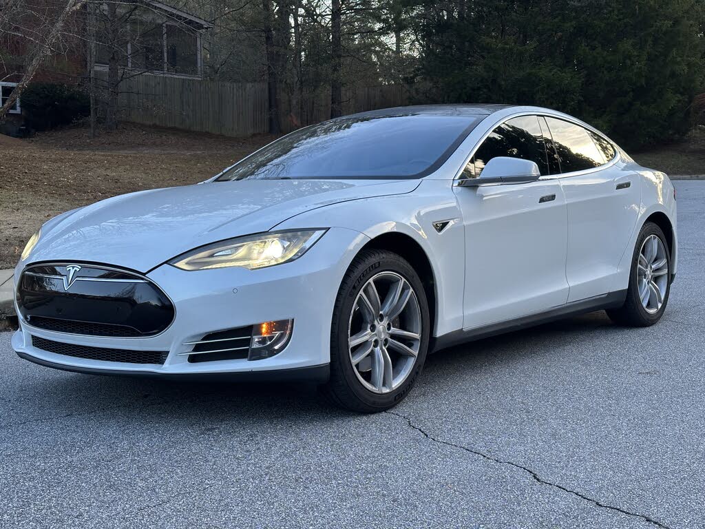 2014 Tesla Model S 85 RWD