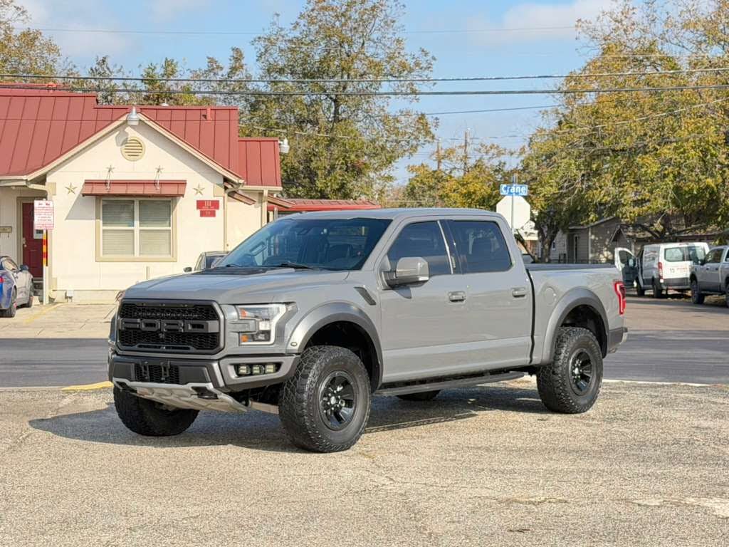 2018 Ford F-150 Raptor SuperCrew 4WD