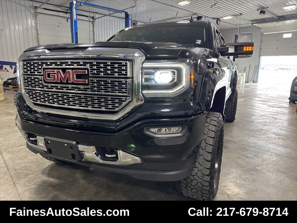 2018 GMC Sierra 1500 Denali Crew Cab 4WD