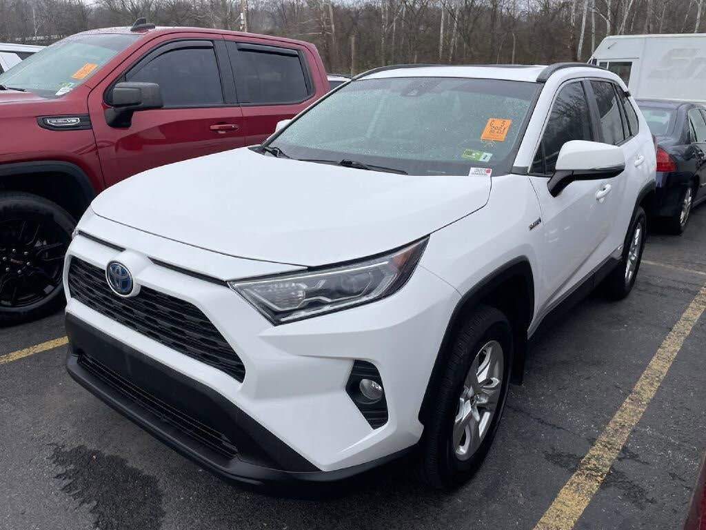 2021 Toyota RAV4 Hybrid XLE AWD