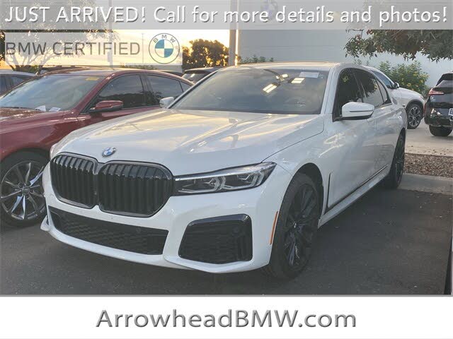 2022 BMW 7 Series 740i RWD
