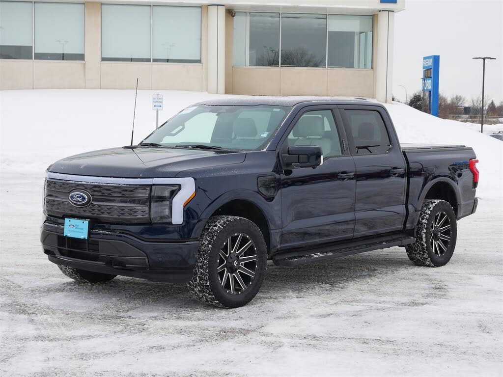 2022 Ford F-150 Lightning Platinum SuperCrew AWD