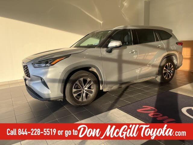 2022 Toyota Highlander Hybrid XLE FWD