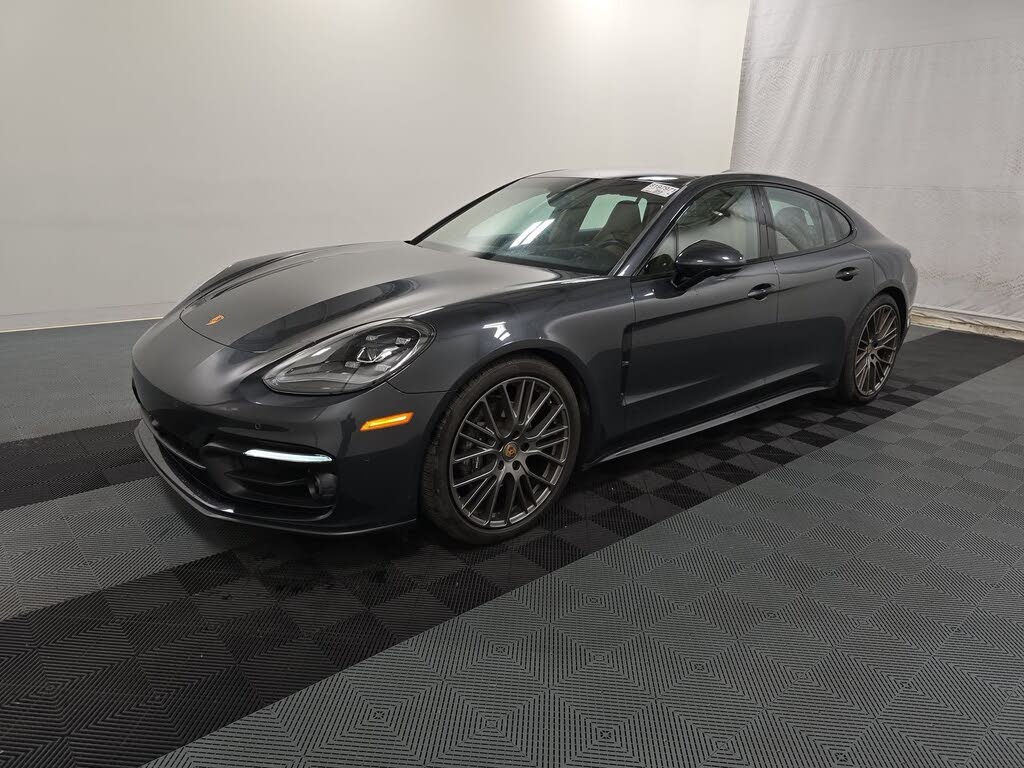 2023 Porsche Panamera 4 Platinum Edition AWD