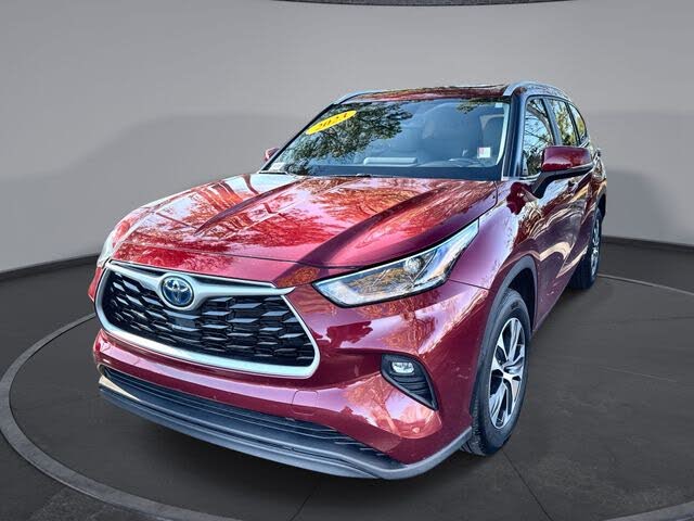 2023 Toyota Highlander Hybrid XLE FWD