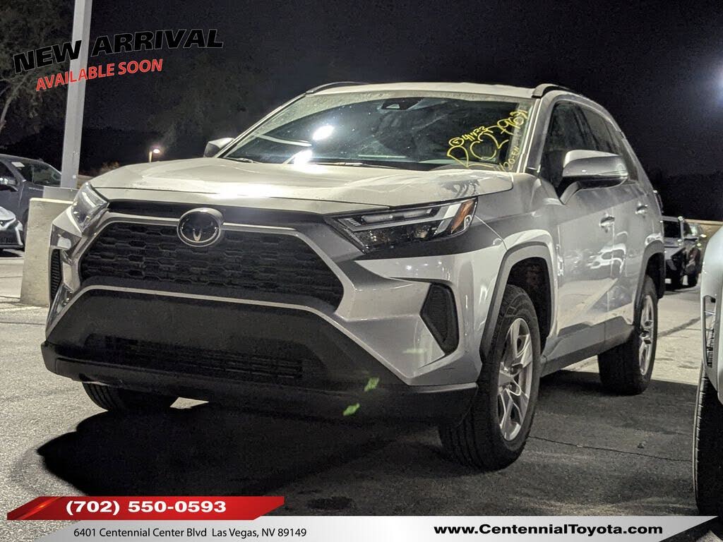 2024 Toyota RAV4 XLE FWD