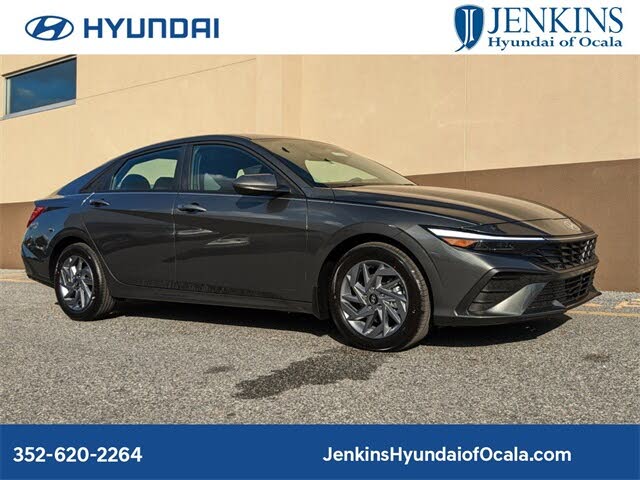 2025 Hyundai Elantra SEL Sport FWD