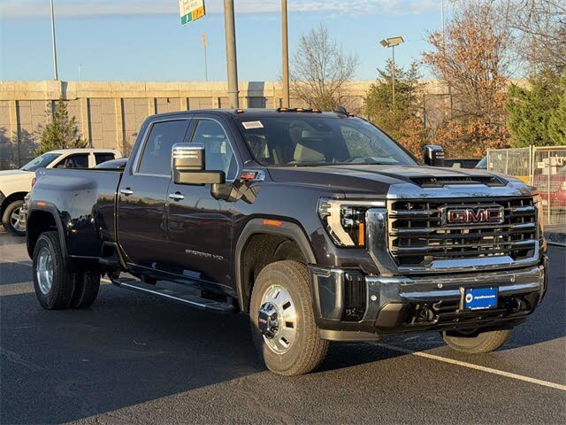 2026 GMC Sierra 3500HD SLT Crew Cab 4WD