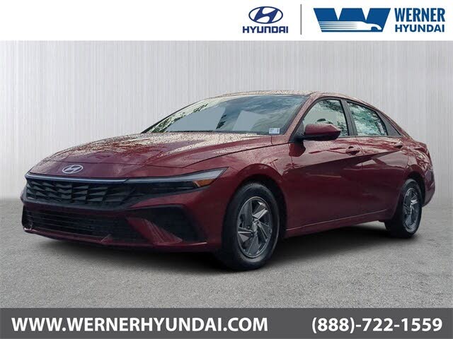 2026 Hyundai Elantra SE FWD