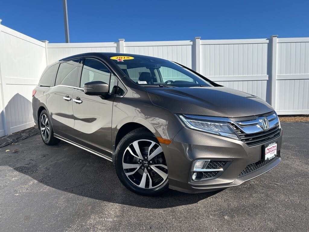 2018 Honda Odyssey Touring Elite FWD