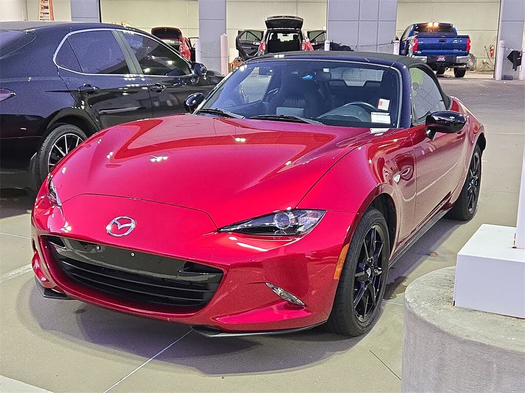 2021 Mazda MX-5 Miata Sport RWD