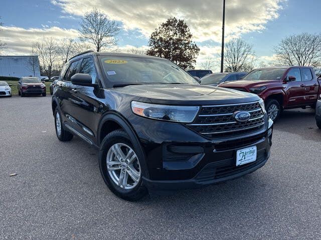 2023 Ford Explorer XLT AWD