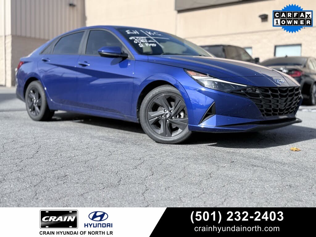 2023 Hyundai Elantra SEL FWD