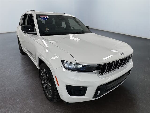 2023 Jeep Grand Cherokee Overland 4WD