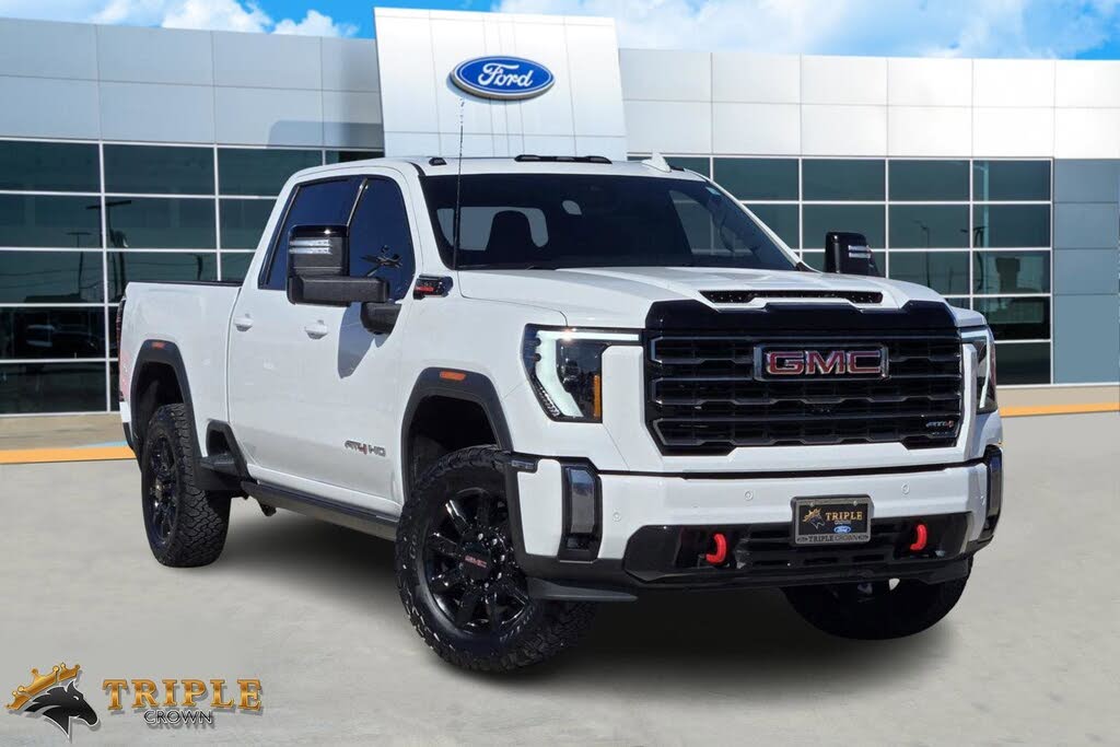 2024 GMC Sierra 2500HD AT4 Crew Cab 4WD