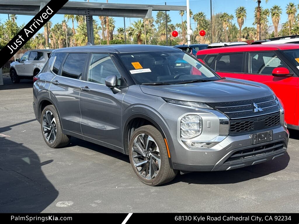 2024 Mitsubishi Outlander SE Black Edition S-AWC