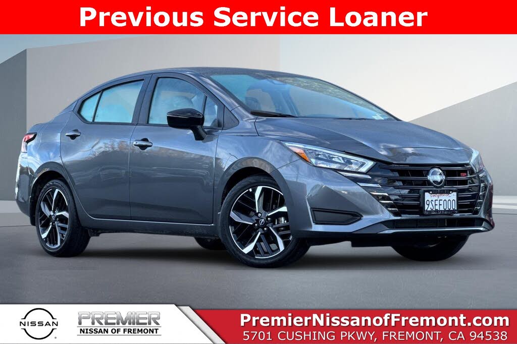 2024 Nissan Versa SR FWD