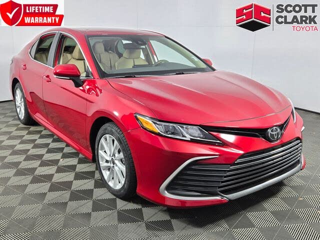 2024 Toyota Camry LE FWD